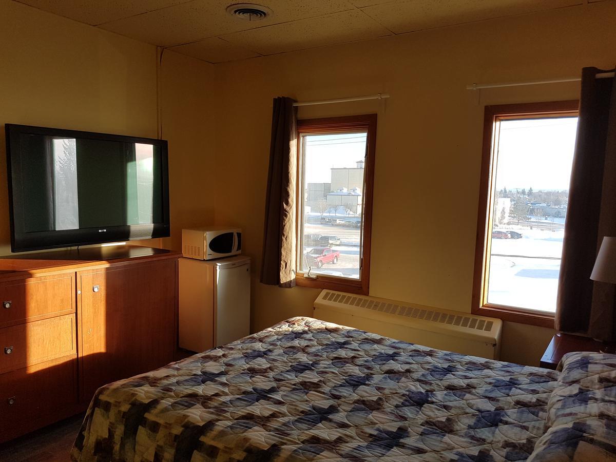 Beaver Hotel นอร์ธแบทเทิลฟอร์ด ภายนอก รูปภาพ