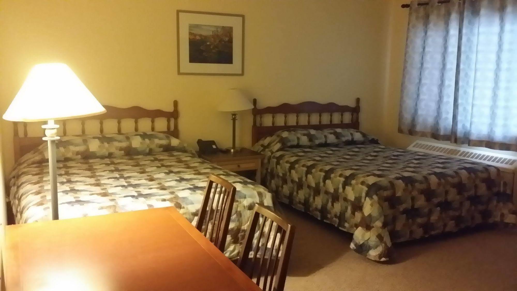 Beaver Hotel นอร์ธแบทเทิลฟอร์ด ภายนอก รูปภาพ
