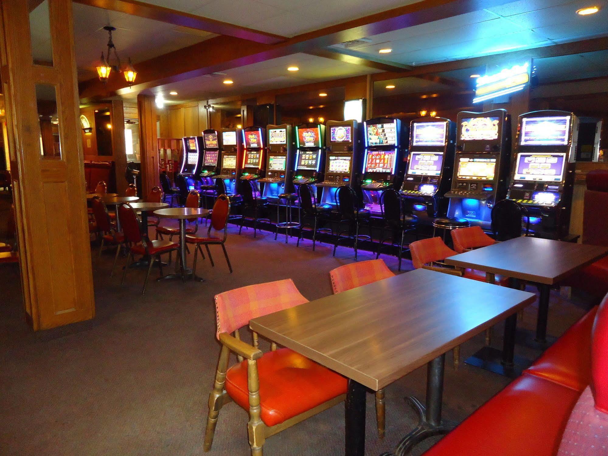 Beaver Hotel นอร์ธแบทเทิลฟอร์ด ภายนอก รูปภาพ